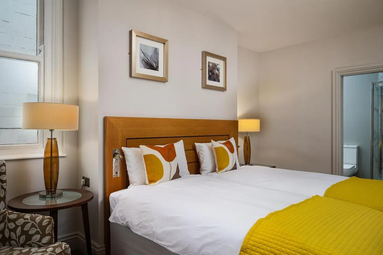 Elephant And Castle Wakefield 3*,  Ηνωμένο Βασίλειο